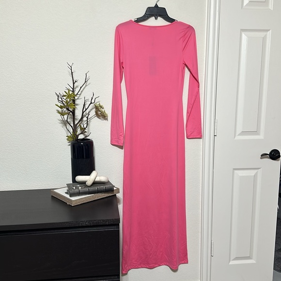 NWT Gianni Bini Column Icon Knit Scoop Neck Long Sleeve Bodycon Midi Dress - Picture 8 of 8